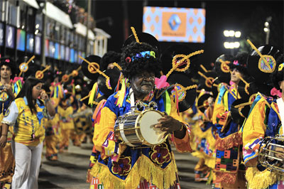 percussionnistes carnaval de rio