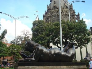 medellin statue botero
